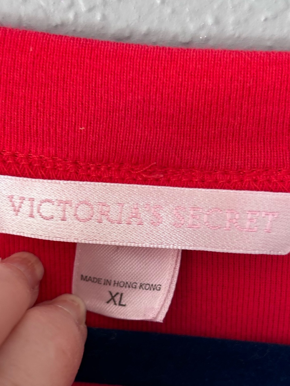 Victoria’s Secret Long Red Sleep Shirt Nightgown Size XL Long Sleeve - Picture 5 of 8